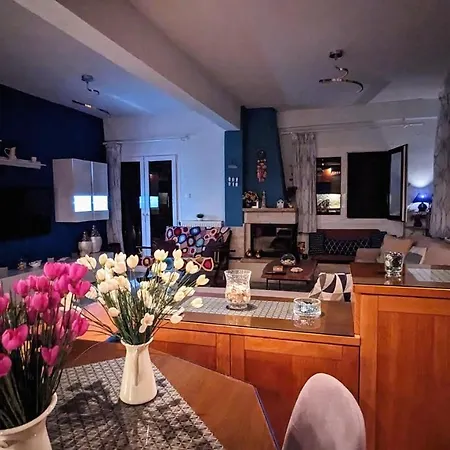 Bellevue - Panoramic Seaview Penthouse Apartment